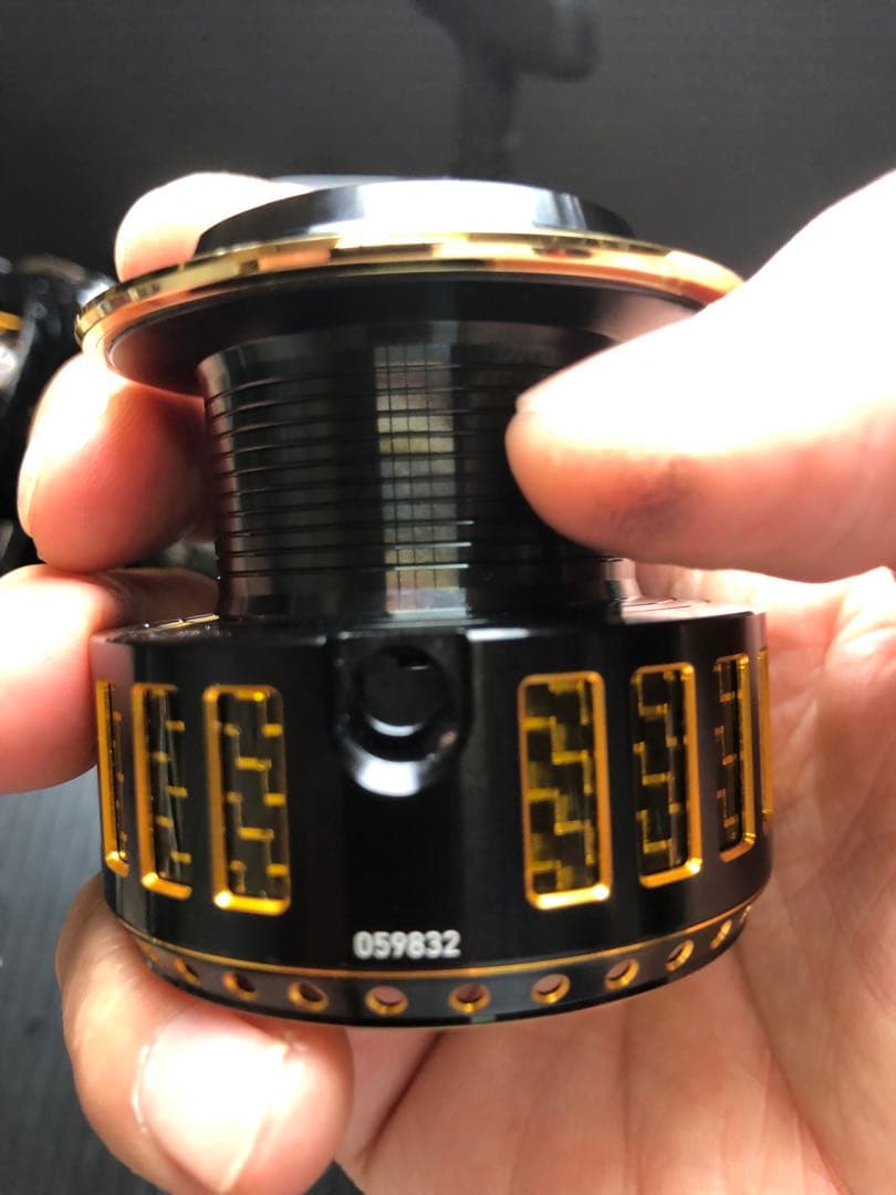 ダイワリール　モアザン3500 替スプール、スプールベルト付き