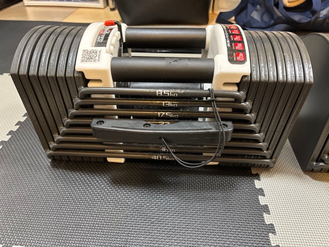 ②FIELDOOR 可変式ブロックダンベル 片方最大40.5kg×2