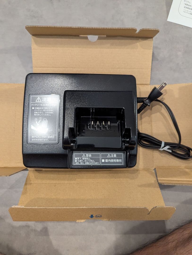 【新品未使用】Panasonic NKJ073Z 電動自転車用充電器