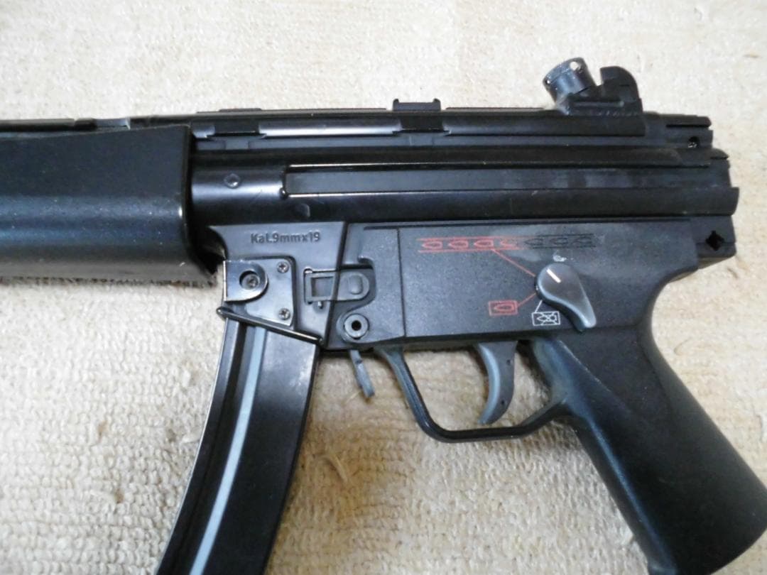 東京マルイ　H&K　MP5　電動ガンプラスチック　ストック欠品