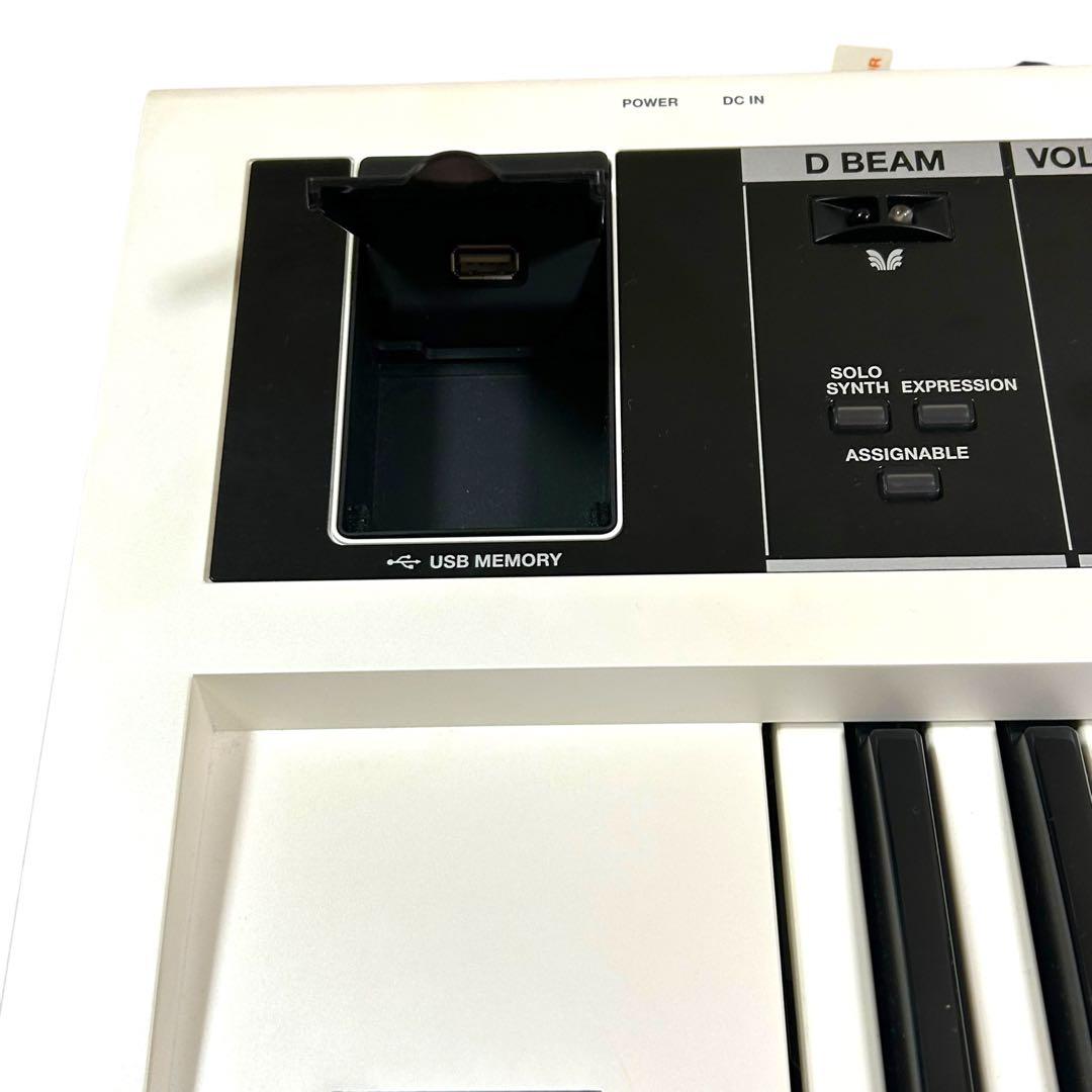 Roland ローランド　JUNO- Di 通電確認のみ　ホワイト