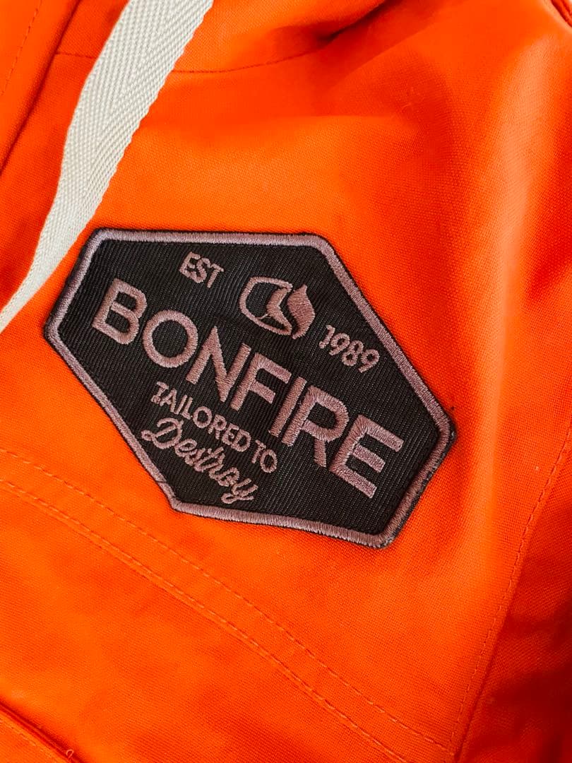 ★超美品★BONFIRE スノーボードジャケット防水性15K/10K サイズS