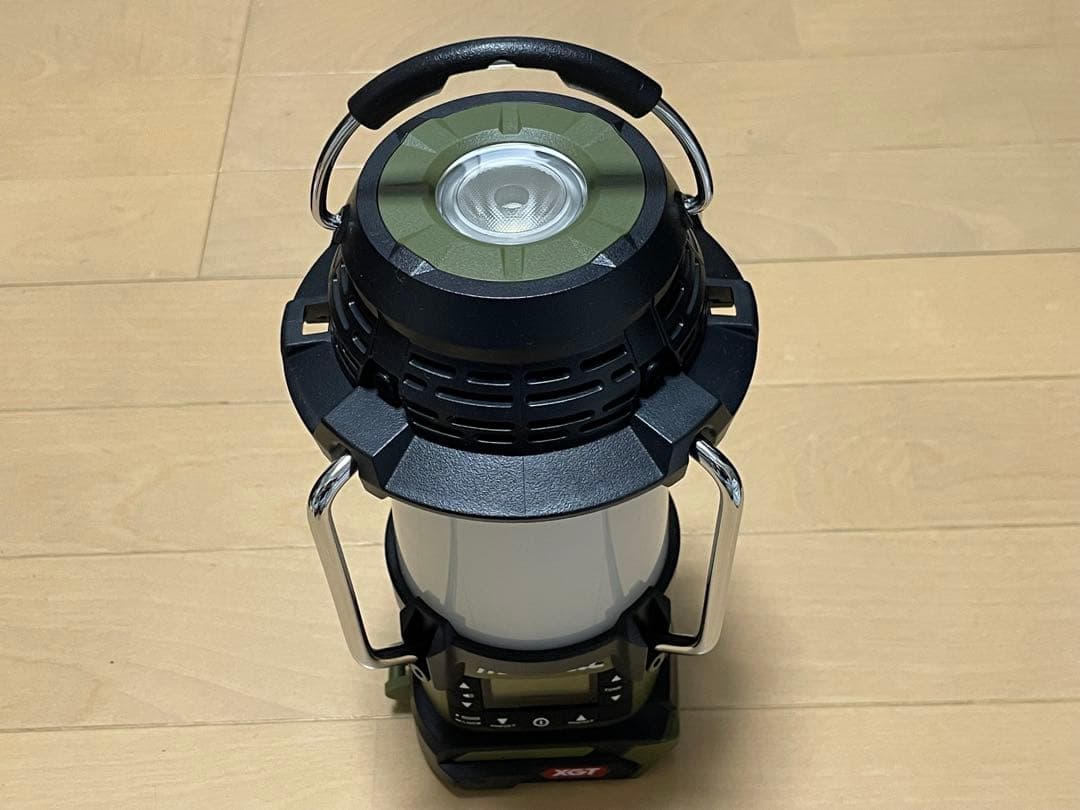 マキタ MR008G 充電式ランタン