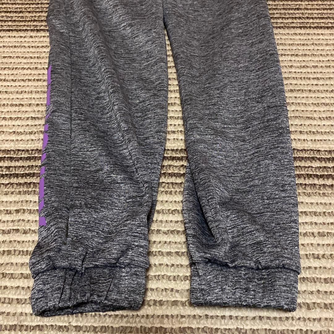新品タグ付き　ヨネックス　スウェットパンツ　 テニスウェア　SS グレー　メンズ