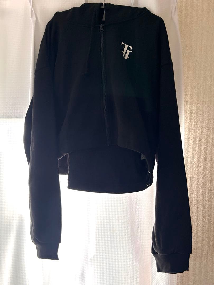 TravisJapan トラジャ viisual パーカー　黒