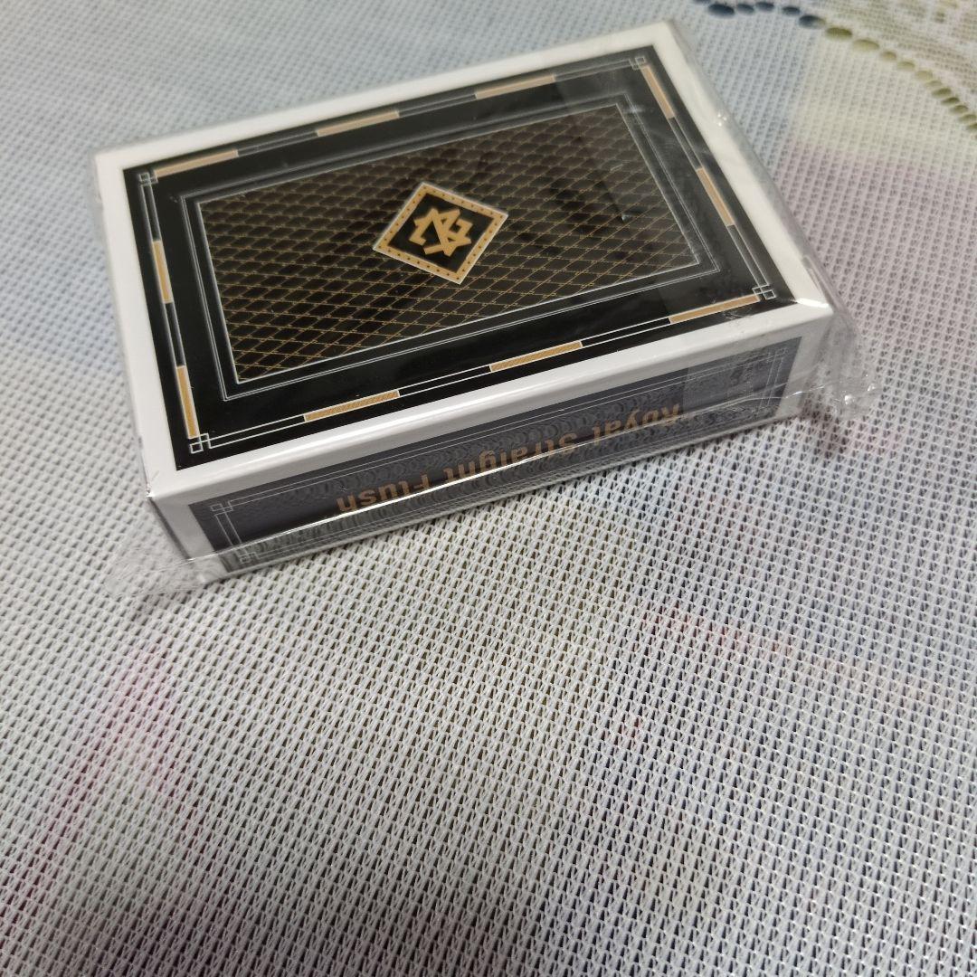 MAZZEL トランプ