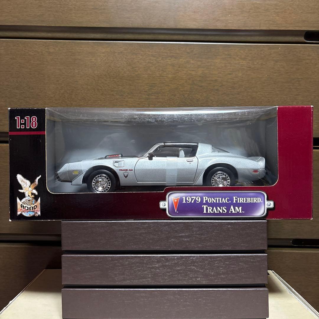 ポンティアックファイアーバードトランザム1979 yat ming 社製1/18