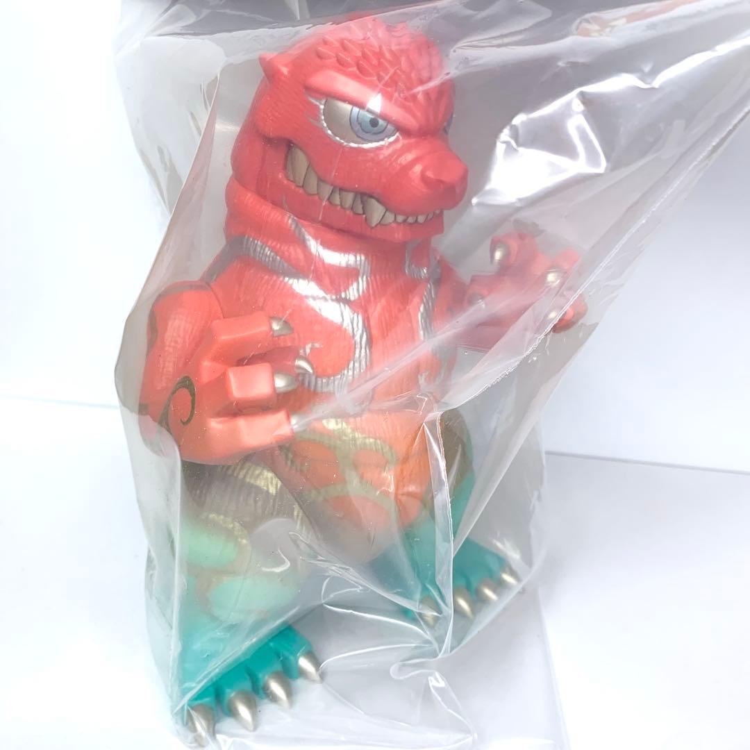 【新品未開封】GVA-BC　ゴジラ 1995 トライバルレッド（TOUMA)