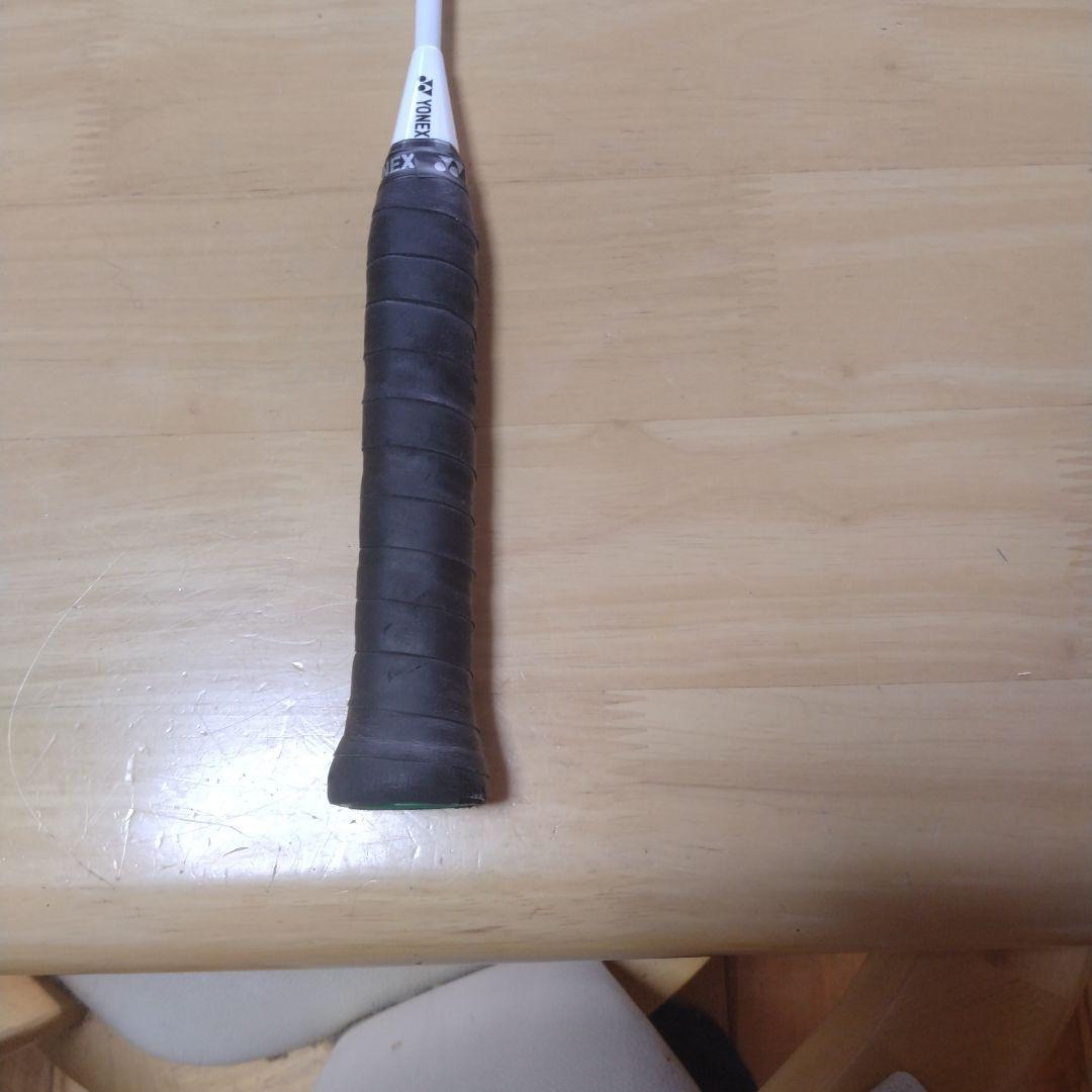 バドミントン ラケット オーバル型
