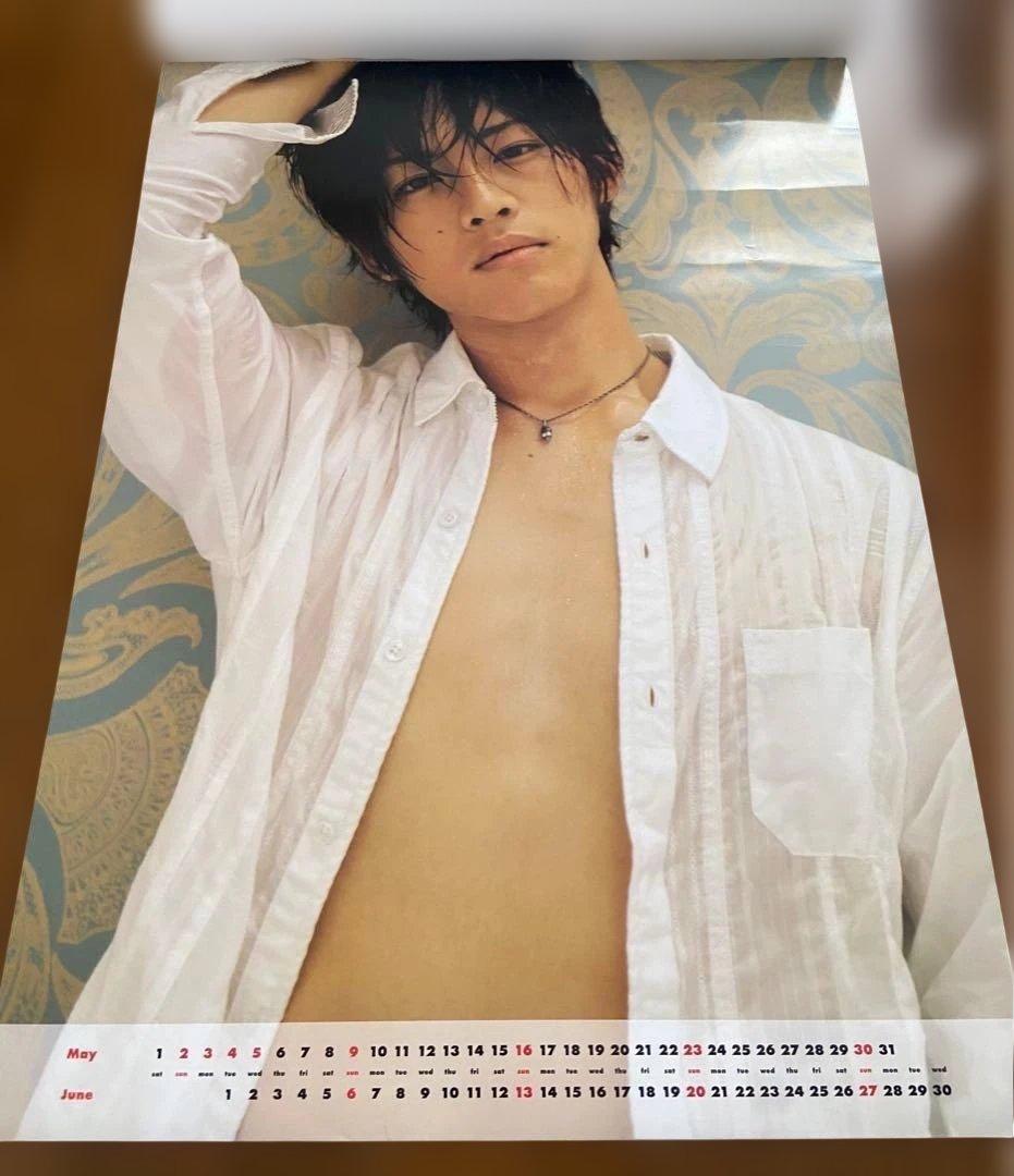 松坂桃李 2010年カレンダー 直筆サイン入り