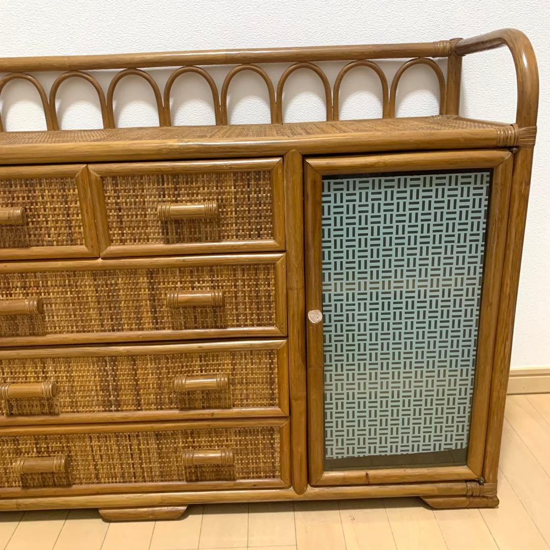 ラタン 籐家具 サイドボードチェスト 4段 ヴィンテージ ガラス扉