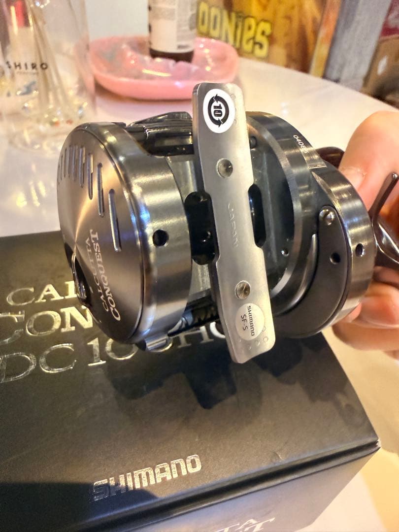 20 CALCUTTA CONQUEST DC100HG〔右巻き〕　美品