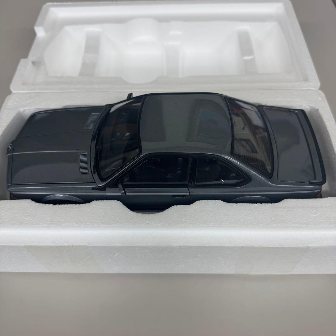 【新品】オートアート  M635 CSi Shadow-Line 1/18