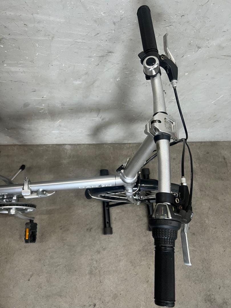 折りたたみ自転車　DAHON VYBE D7 ダホン