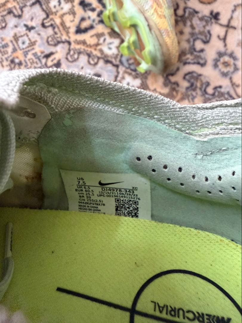 Nike Mercurial ヴェイパースパイクシューズ ネオンイエロー