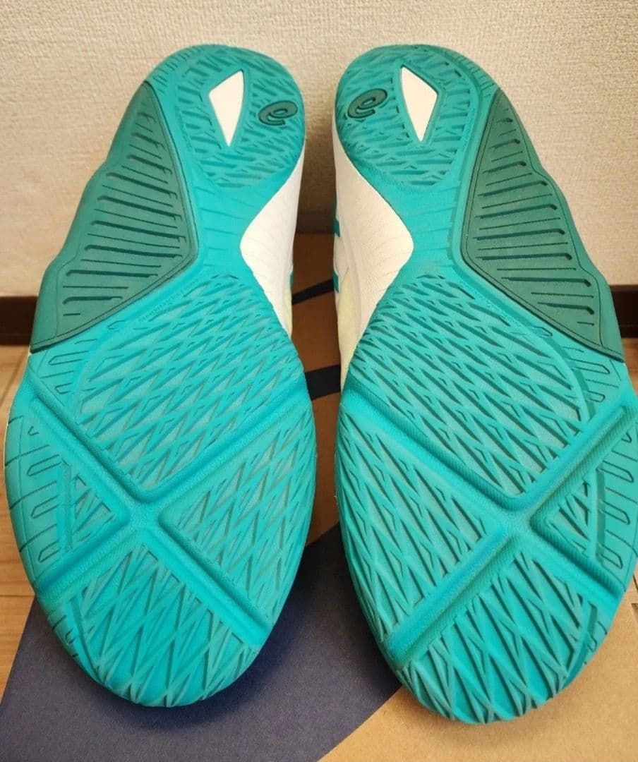 アシックス　UNPRE ARS（アンプレアルス） low 2　28.5cm
