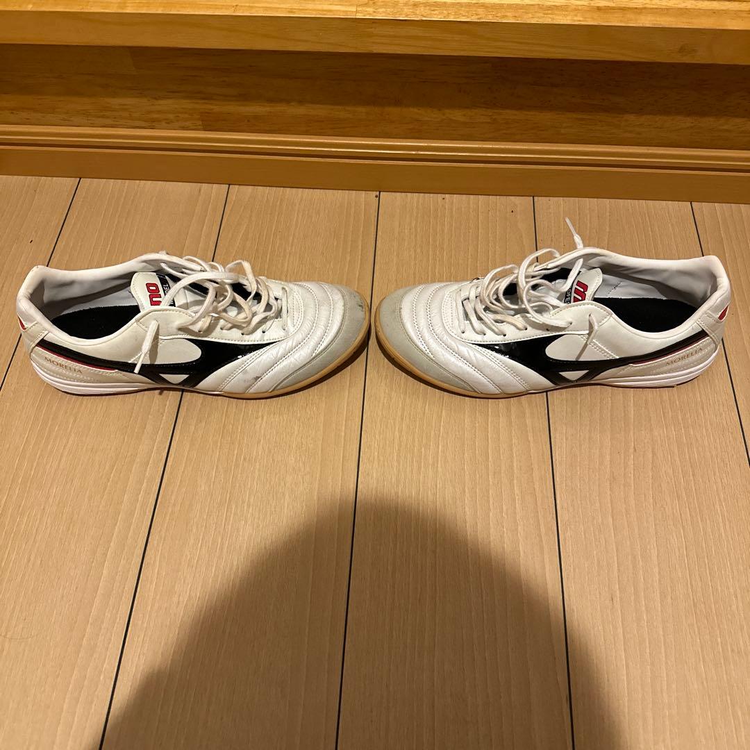 Mizuno Morelia フットサルシューズ ホワイト/ブラック/レッド
