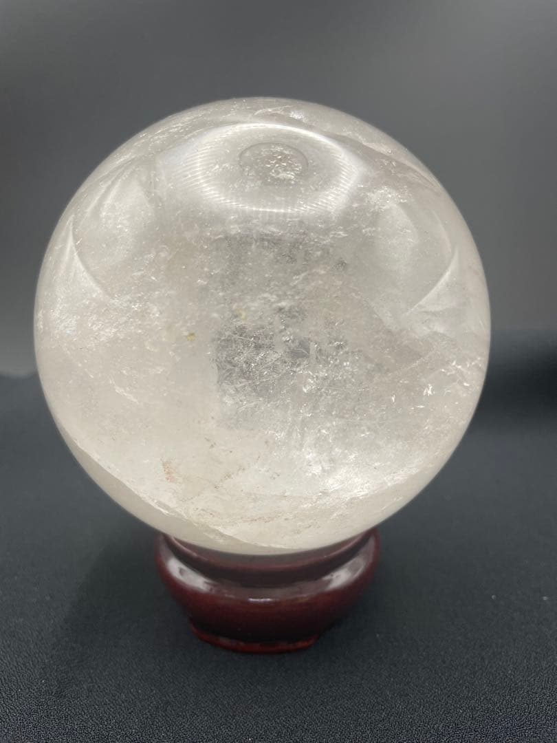 【ヒマラヤ水晶】丸玉 虹入り 約92.6㎜ 1136g 台座付き セール開催中！