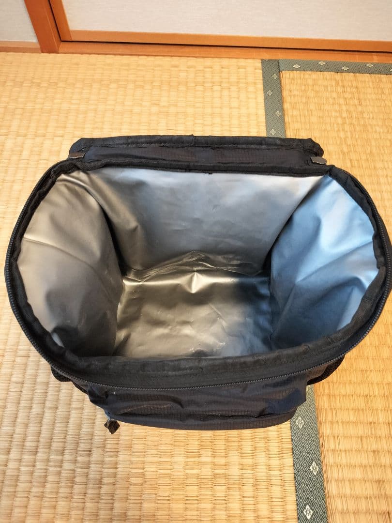 holl様【美品】BEAMSGOLFクーラーボックス・ナイロン製(ブラック)