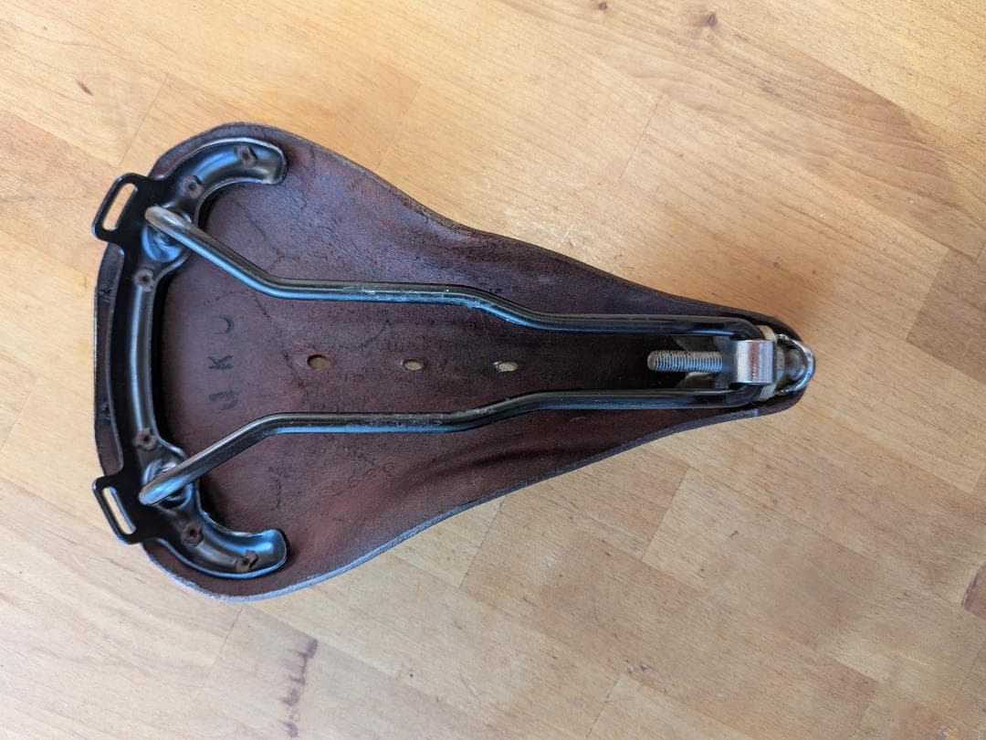 BROOKS B17 レザーサドル ブラウン