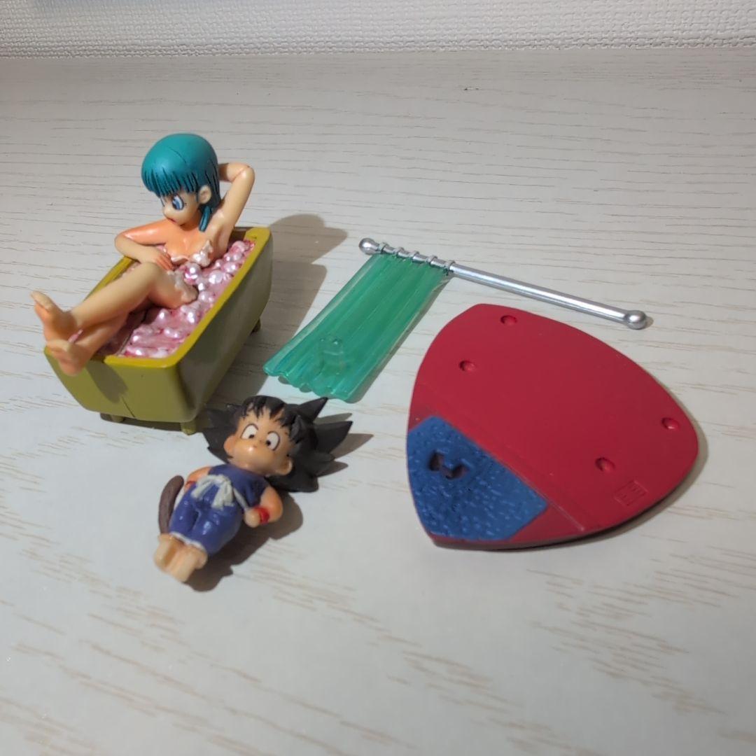 ドラゴンボールカプセル 孫悟空 ブルマ 入浴