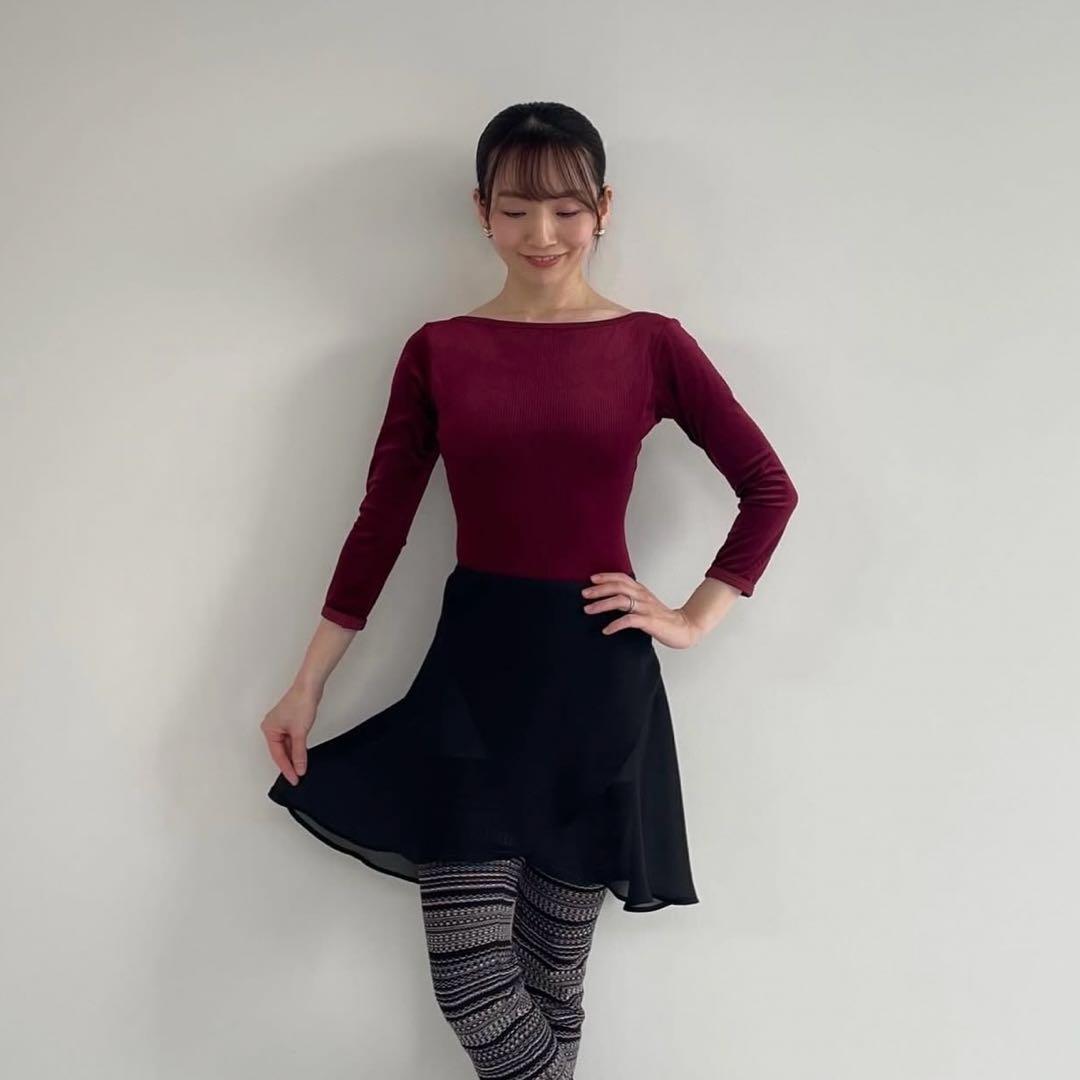 新品 スティナ stina Retune 大人気 ベロア レオタード M 完売品