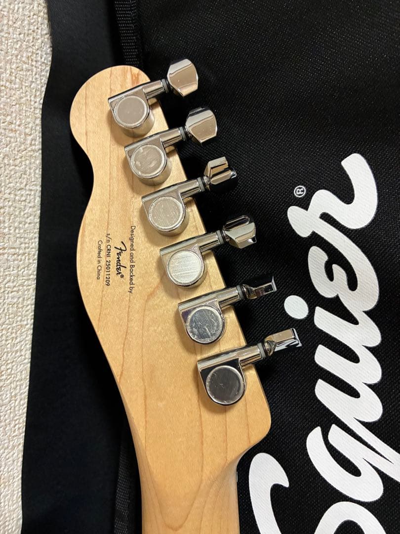 Squier テレキャスターエレキギター ブルー　フェンダー