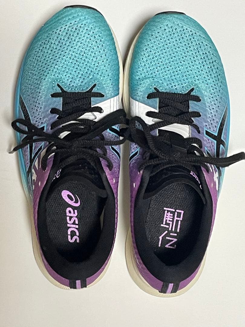 asicsマジックスピード2  23.5センチ