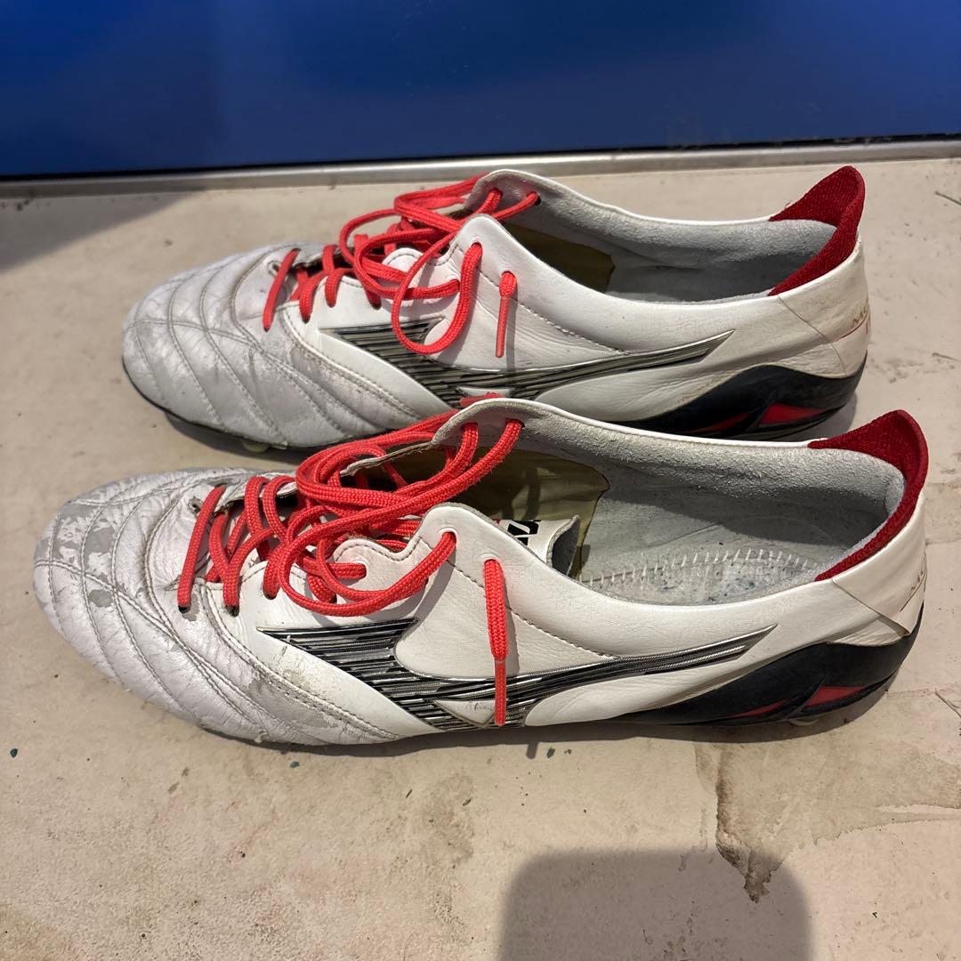 Mizuno モレリアネオ4白色