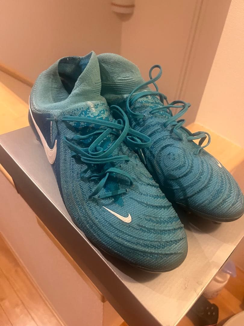 Nike 青ファントムgx2Luna