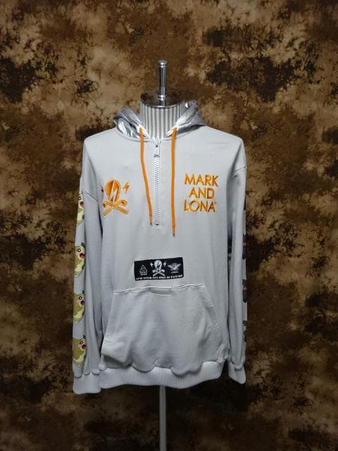 超レア!!MARK&LONA マークアンドロナ・ポケモン ピカチュウパーカー
