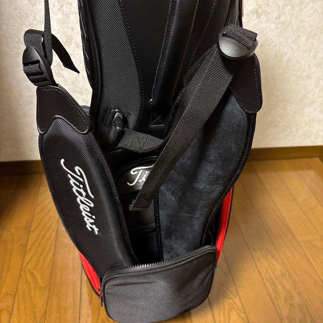 Titleistタイトリスト プレミアムスタンドキャディバッグ ブラック/レッド