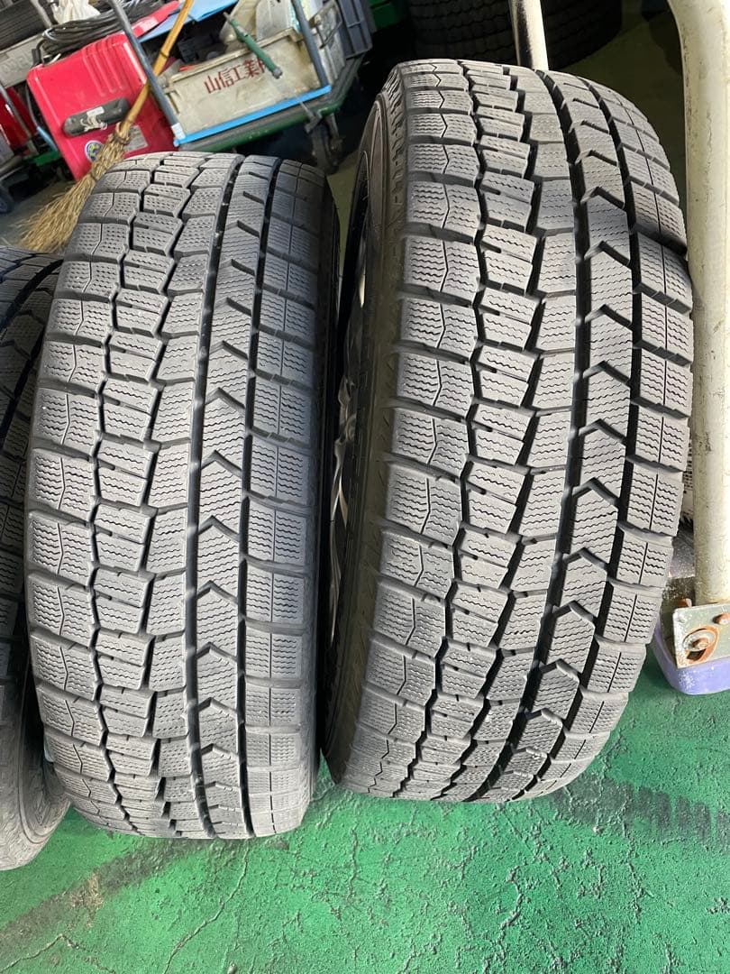 よたろうさん専用DUNLOP 205/60/16 スタッドレスホイール付1本