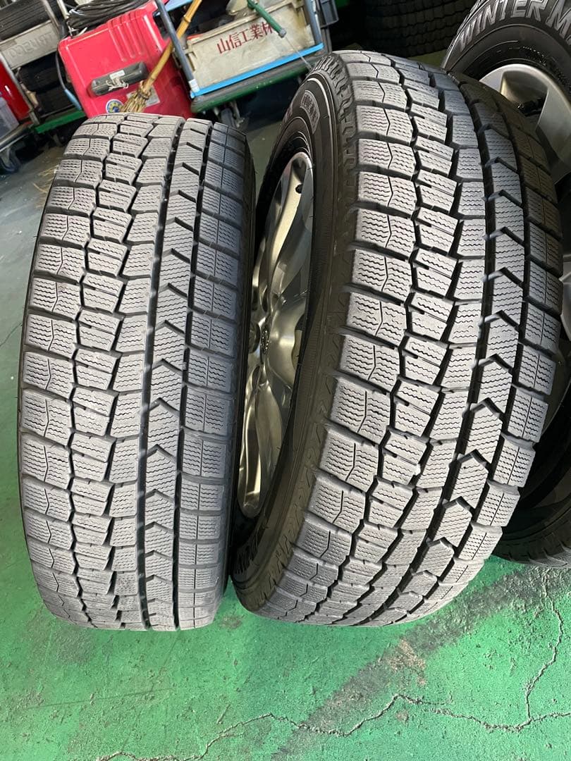 よたろうさん専用DUNLOP 205/60/16 スタッドレスホイール付1本