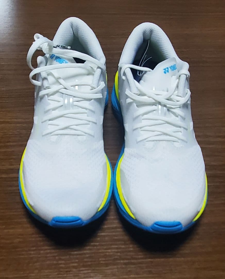 【最終値下げ】YONEX テニス・バドミントン・ランニングシューズ 24cm