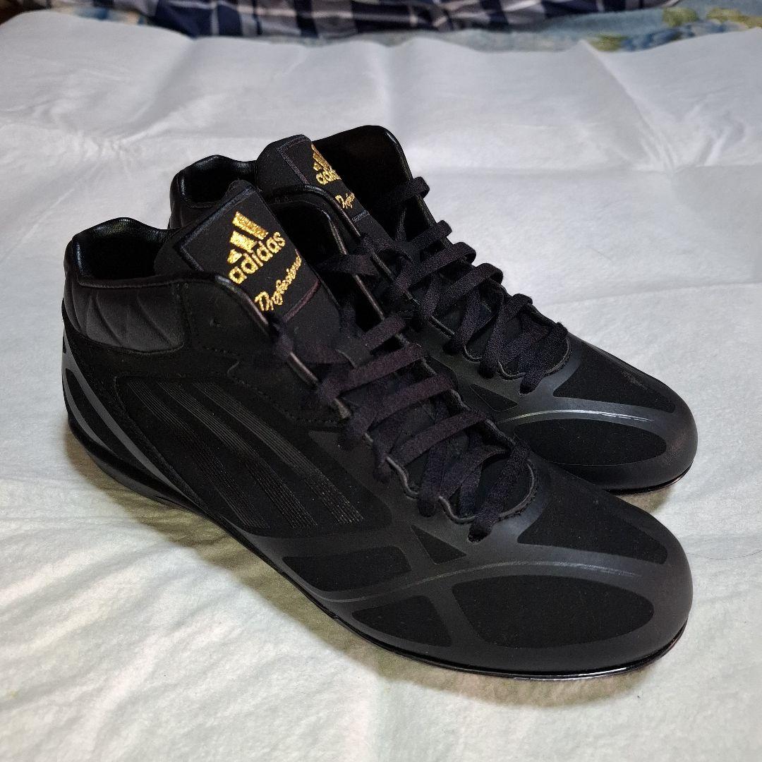 adidas Professional ブラック スパイク ハイカット
