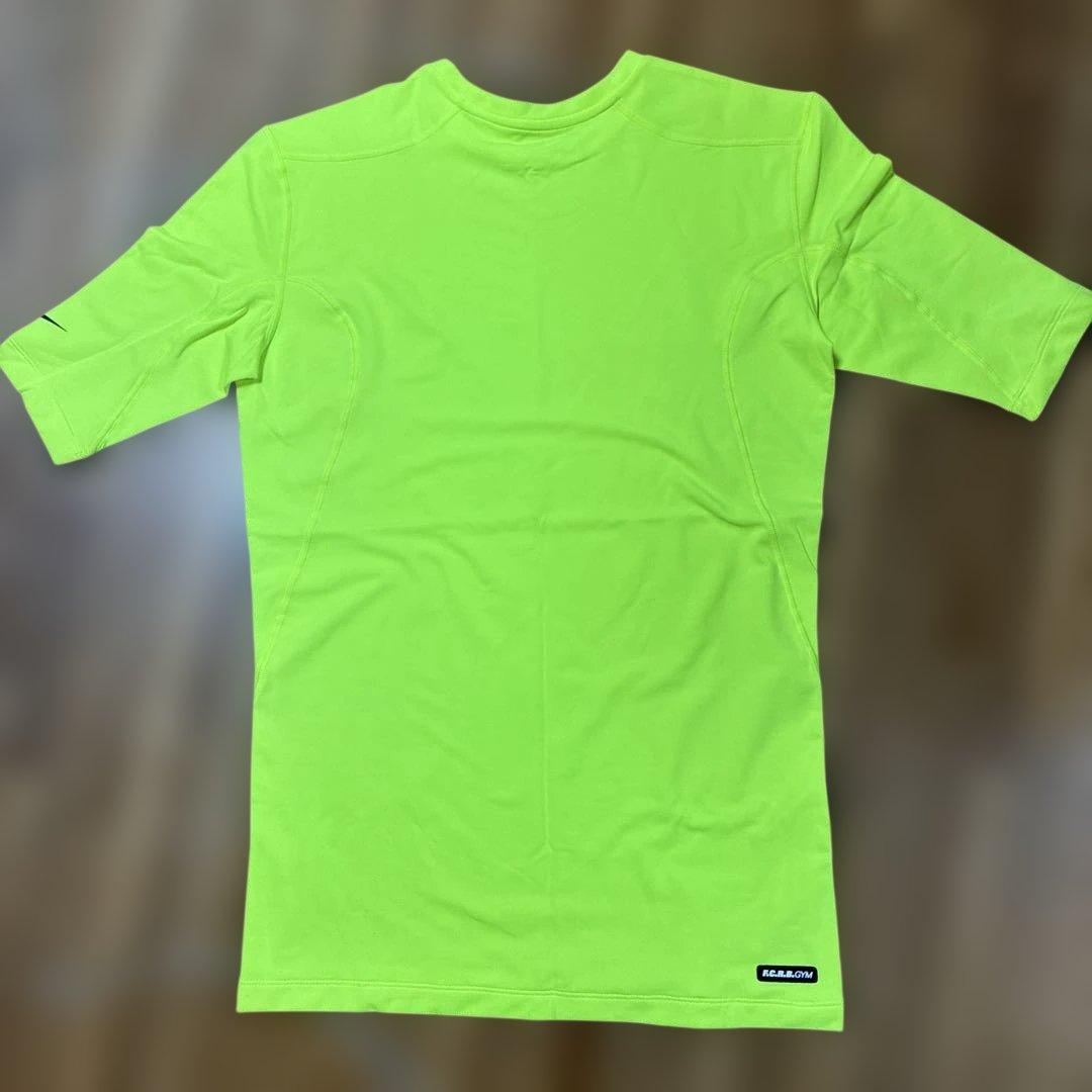 NIKE FCRB GYM蛍光 Tシャツ インナーパンツセット
