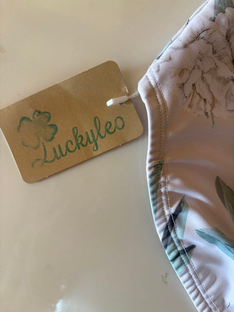 【新品未使用】Luckyleo 花柄 ノースリーブ レオタード