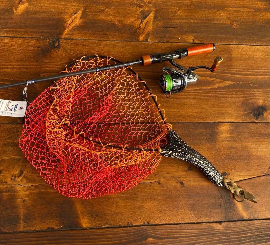 超軽量　カーボンロッ5ft トラウトロッド　スピニングロッド　ウッドグリップ
