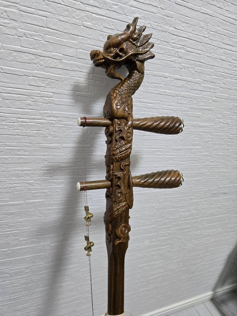 【美品】二胡　緑檀製　龍頭モデル　ケース付