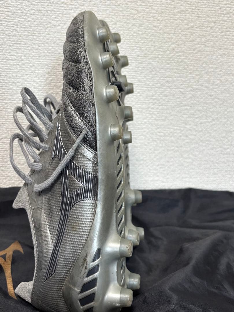 マ*コ様 モレリアネオ3βJAPAN 26.5cm