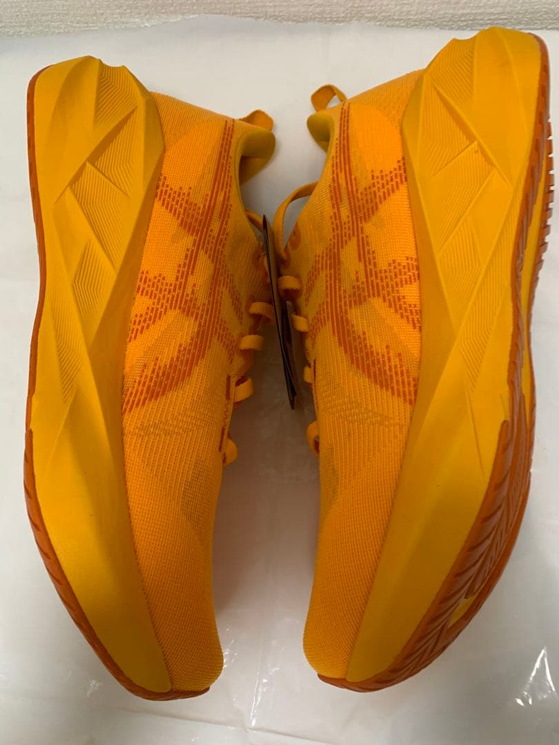 【未使用品】ASICS NOVA BLAST5 27.0cm