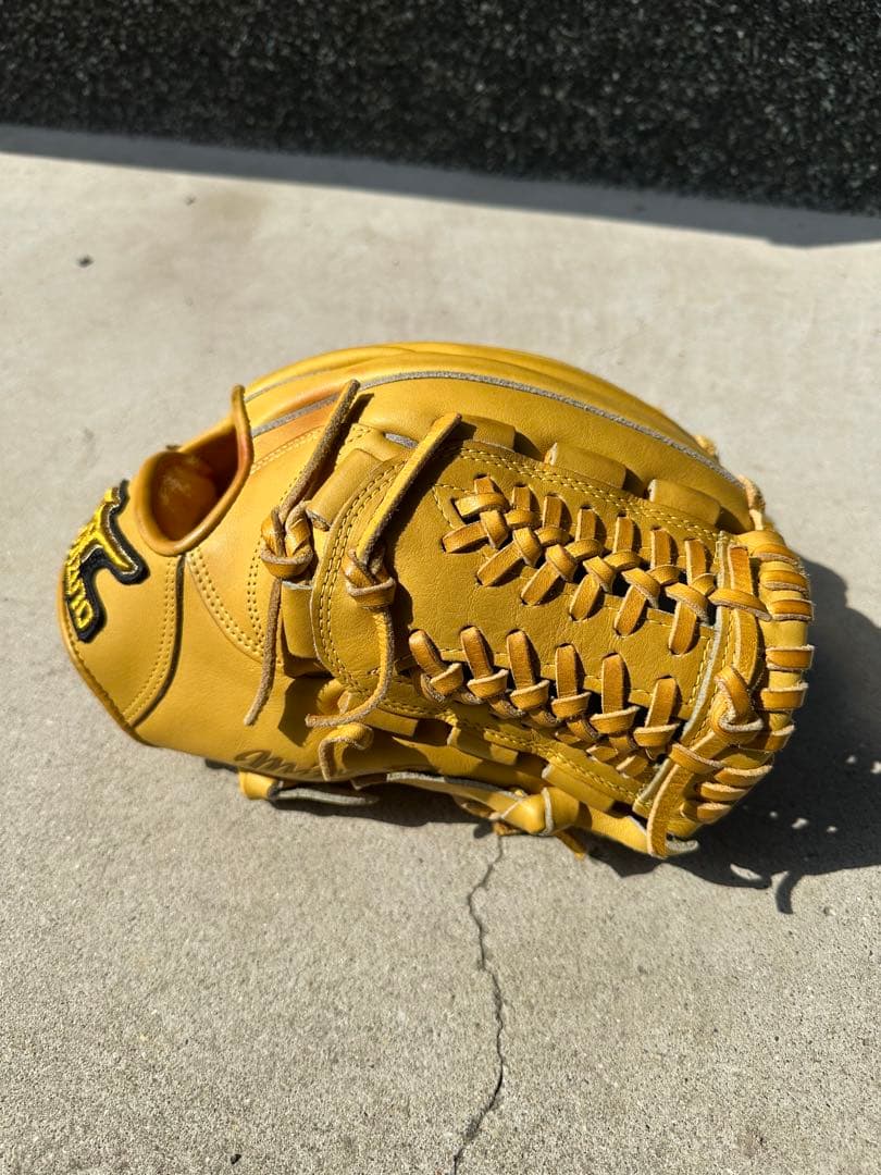 Mizuno Pro 硬式グローブ イエロー