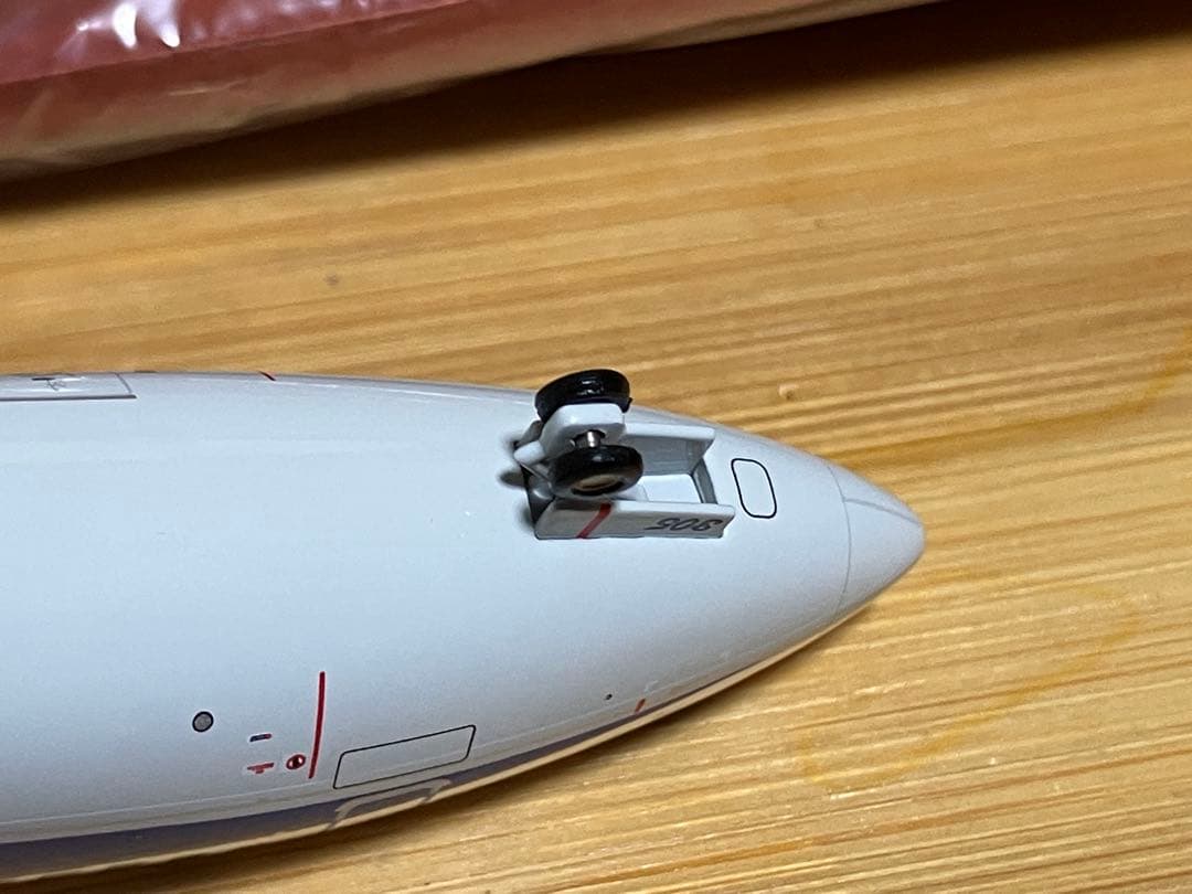 ANA Boeing 737-500 スケール1:200