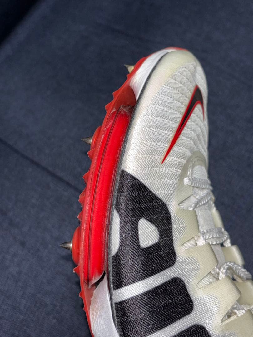 スパイク・シューズ NIKE AIR ZOOM MAXFLY More Uptempo