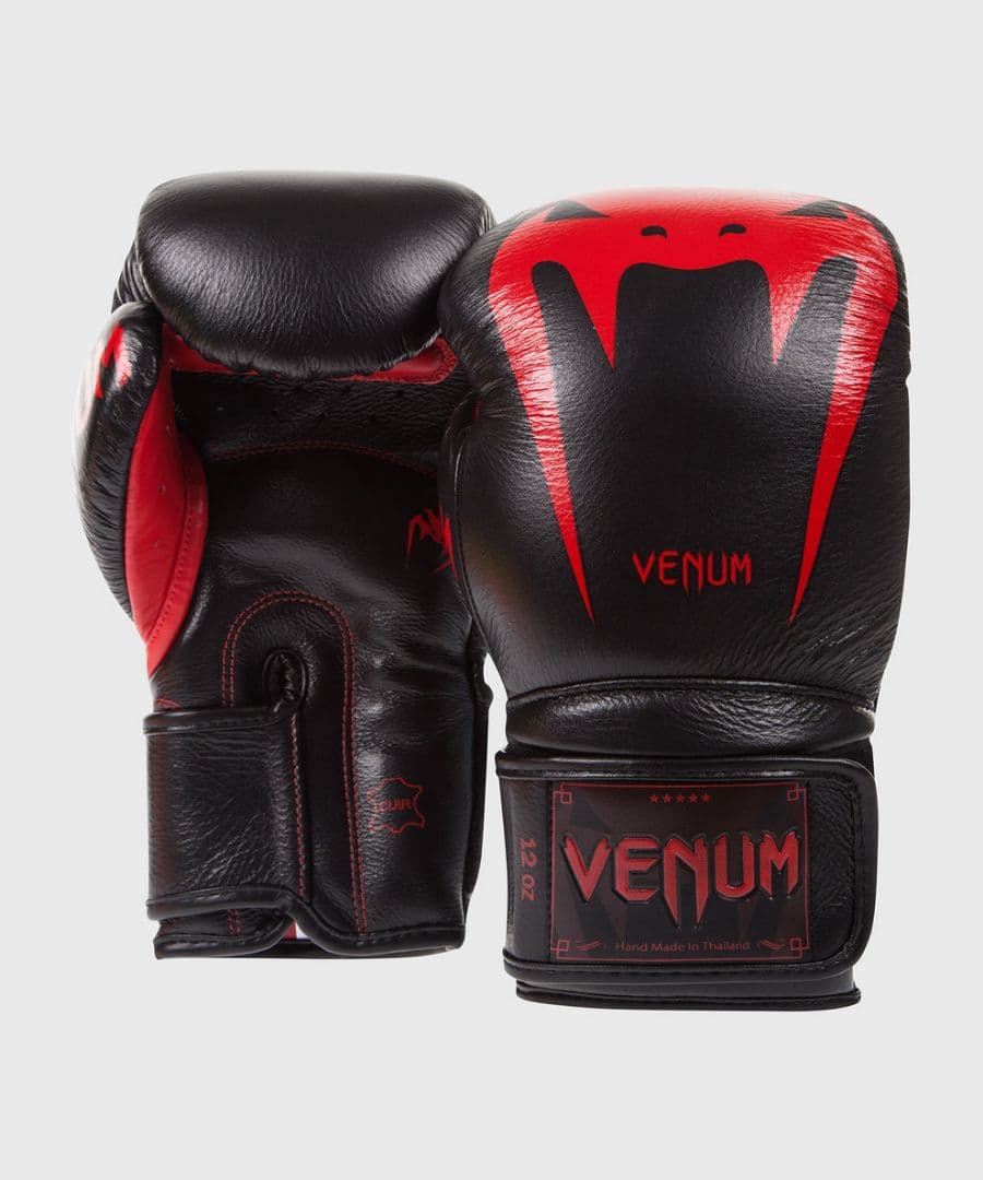 aaajm Venum Giant 3.0 ボクシンググローブ ブラック
