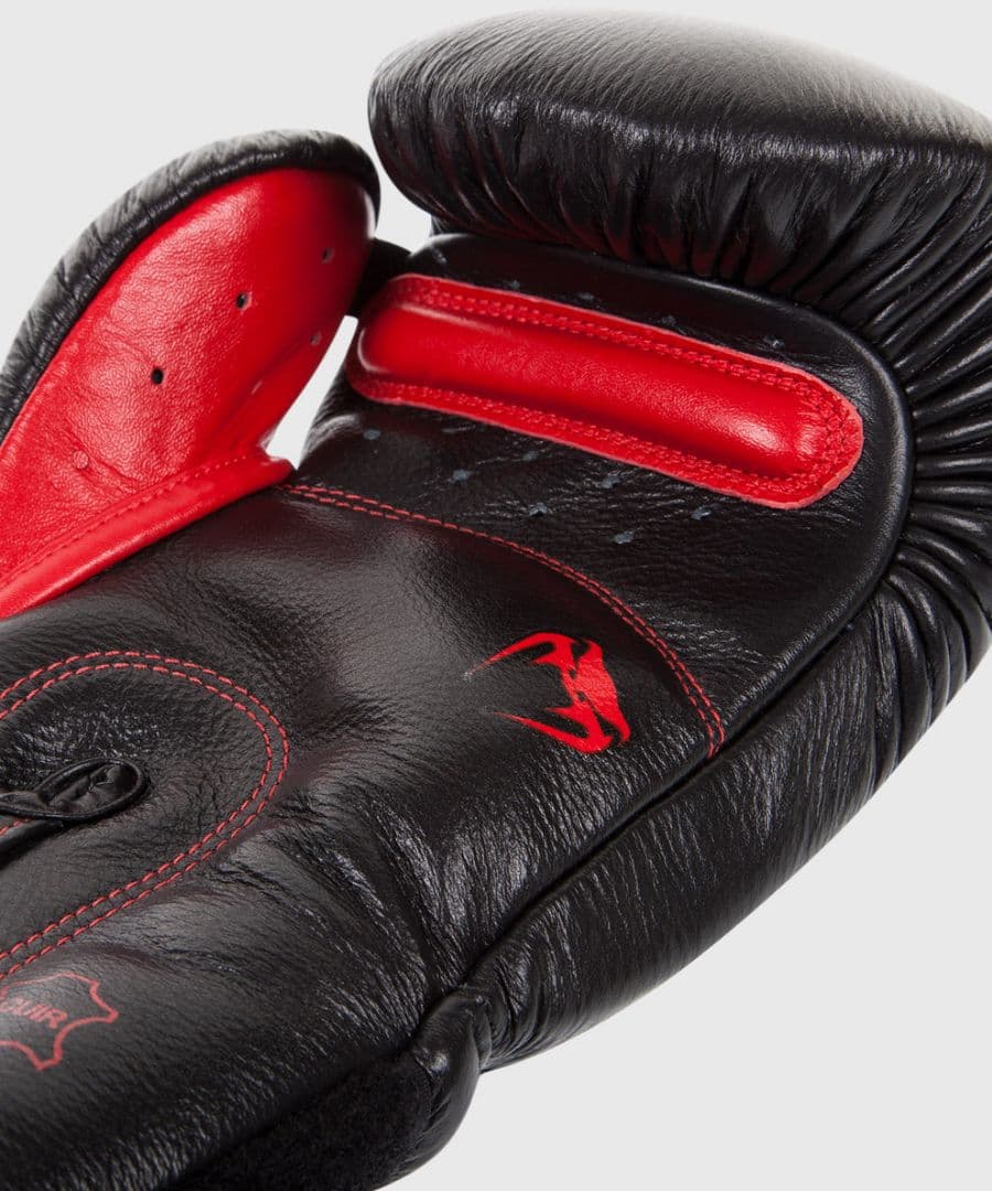 aaajm Venum Giant 3.0 ボクシンググローブ ブラック
