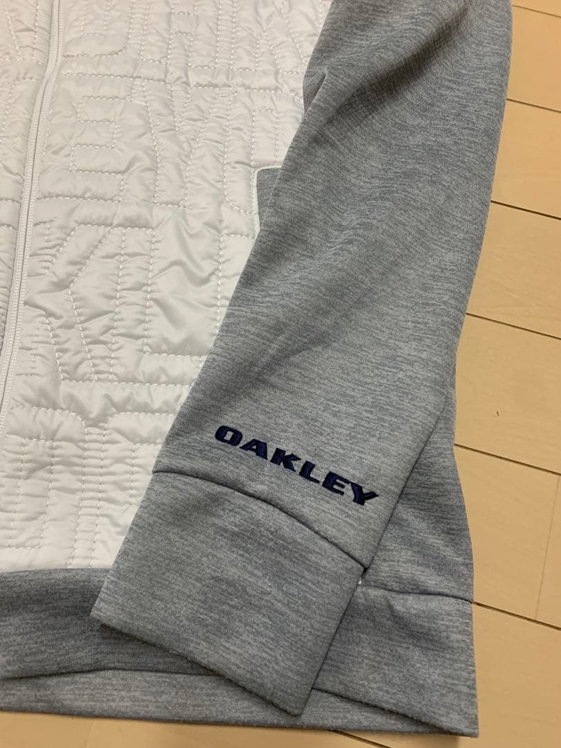 メンズ　OAKLEY オークリー　セットアップ 上下セット　ジョガーパンツ