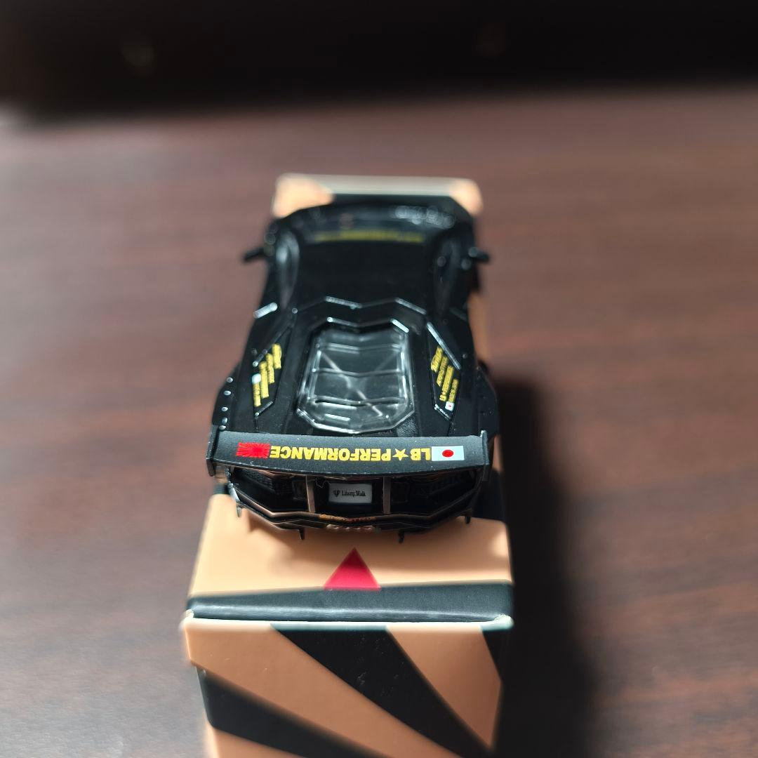 MINI GT LB★WORKS ランボルギーニ アヴェンタドール ブラック 右