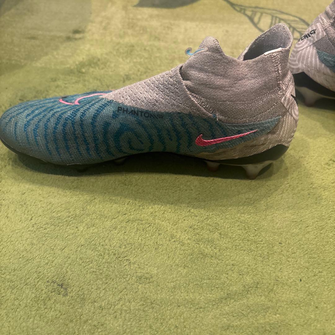 NIKEサッカースパイク　ファントムgx 26cm 紐無し 状態良